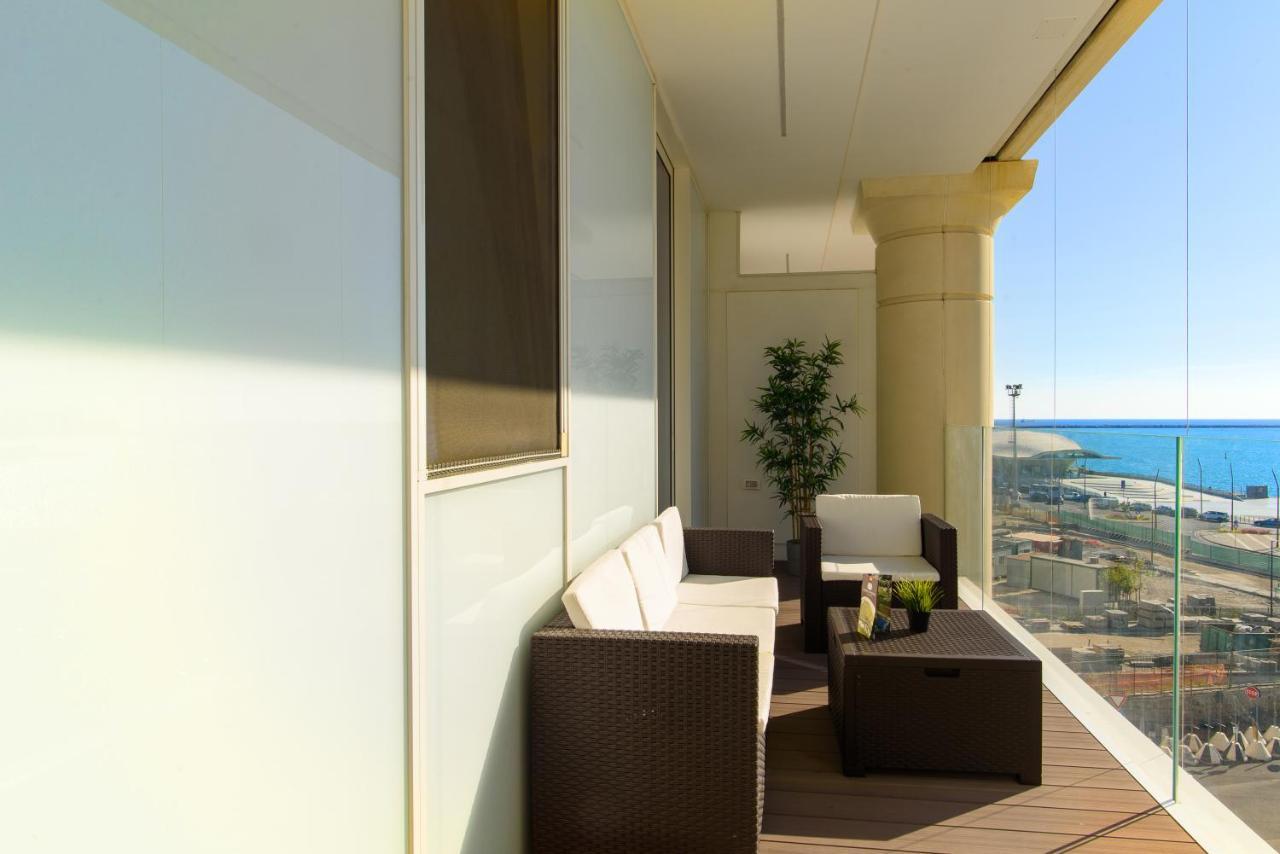 Mareluna Crescent - Luxury Seafront Experience Salerno Exteriör bild
